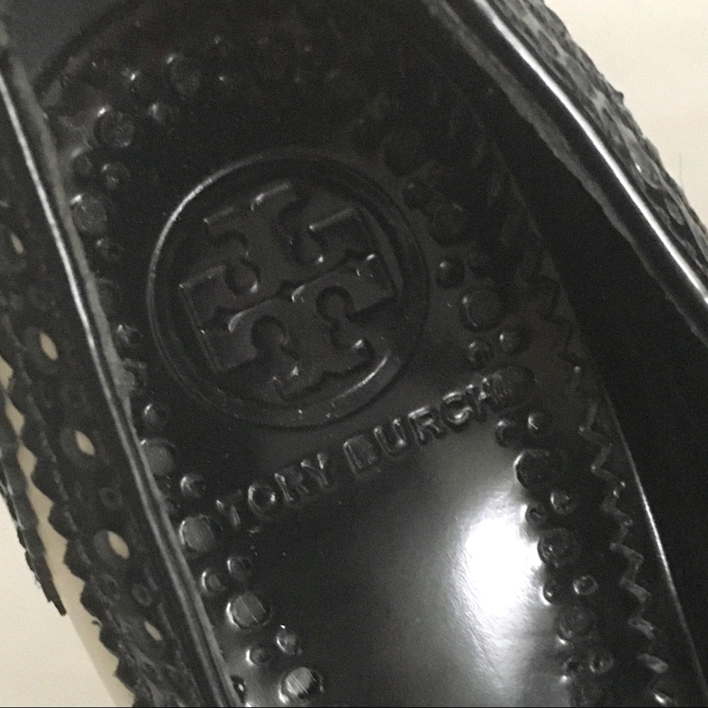 (SOLD) TORY BURCH Oxford Everly Spectator Pumps 7 - Picture 14 of 16